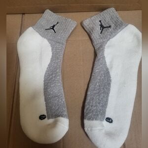 Jordan Retro Grey/Black Low Top Socks Men Size 8-12
